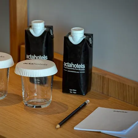 Acta The Clover ホテル 4*