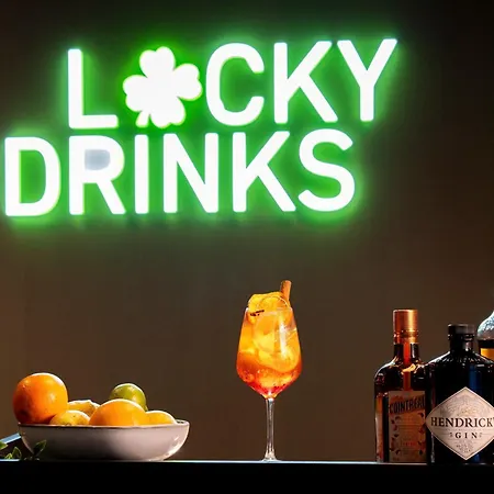 Acta The Clover ポルト