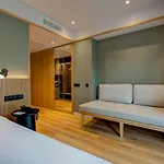Acta The Clover Otel Porto