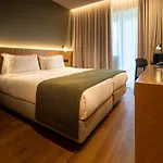 Acta The Clover 4* 波尔图