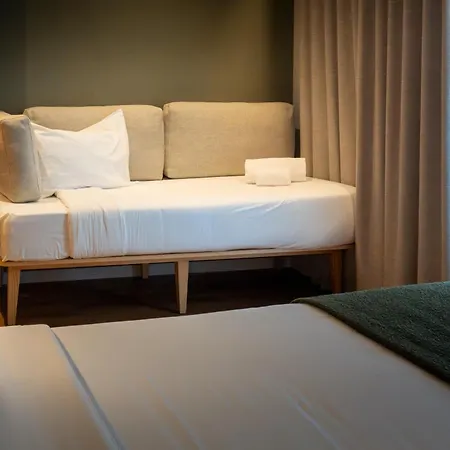 Acta The Clover Hotel 4*