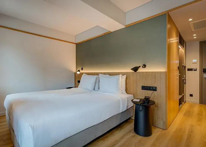 Hotel Acta The Clover