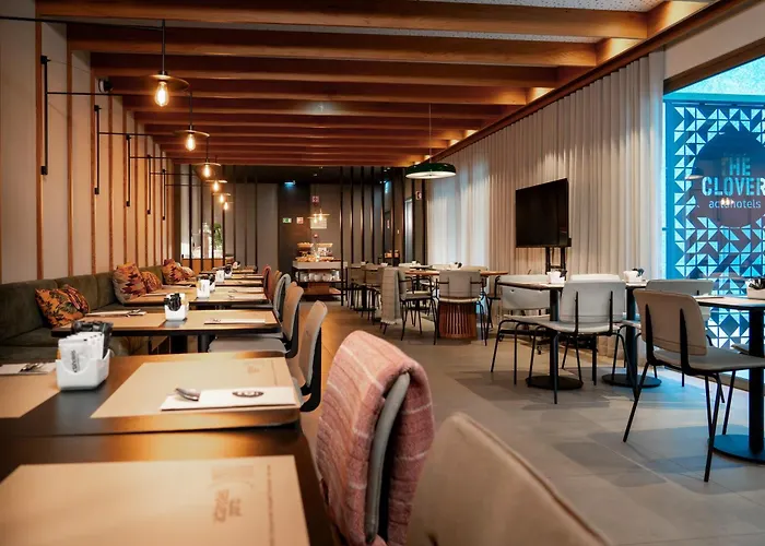 Acta The Clover 4* Porto