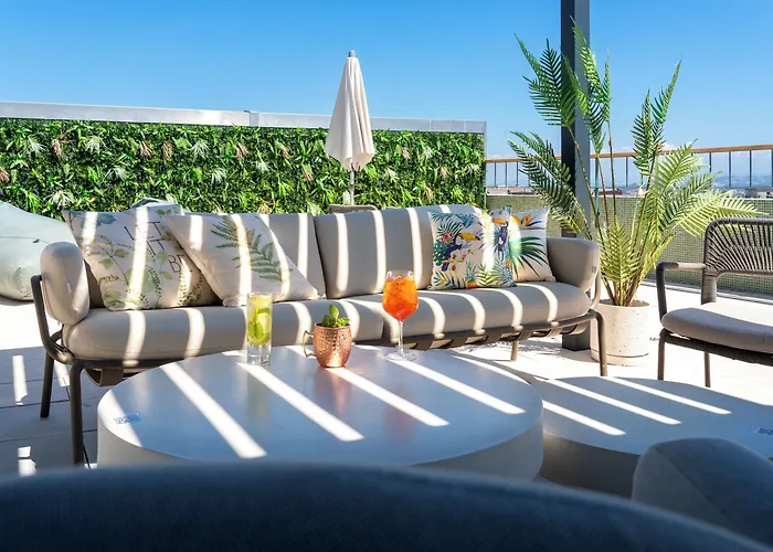 Acta The Clover Otel Porto