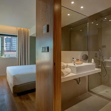 Acta The Clover 4* Porto