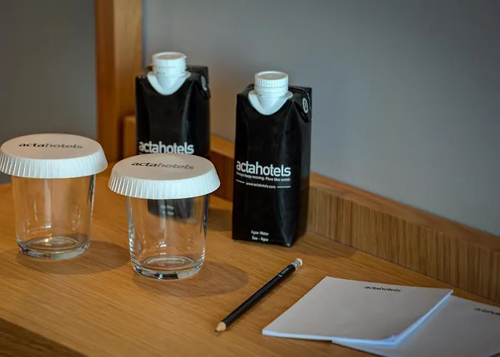 Acta The Clover Hotell 4*