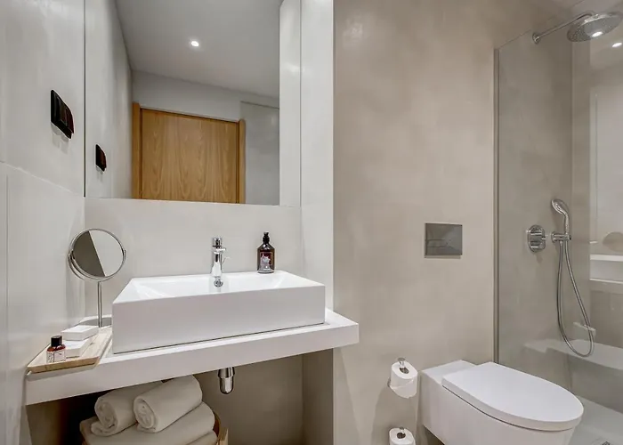 Hotel Acta The Clover Porto