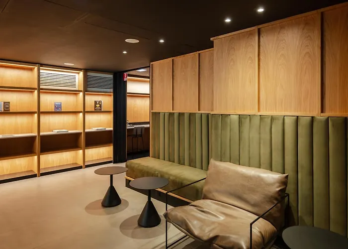 Acta The Clover 4* Porto