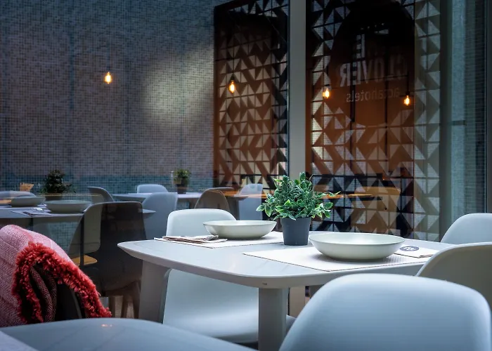 Acta The Clover Hotel 4*